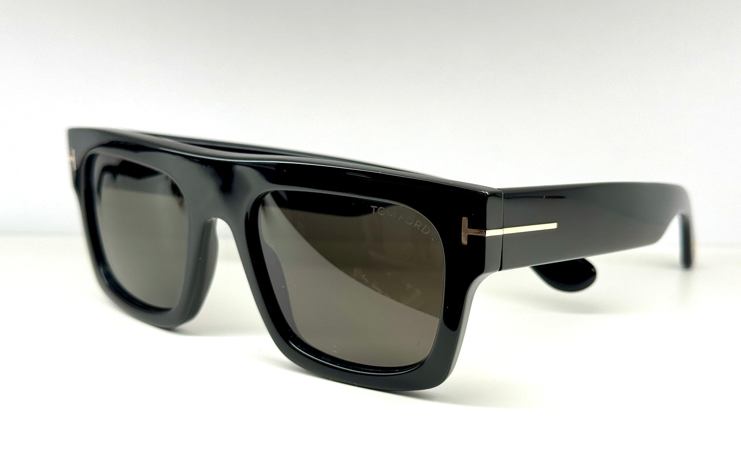 Occhiali da Sole Tom Ford Dunning FT0907 (01E) cal. 56 ponte 15 asta 145