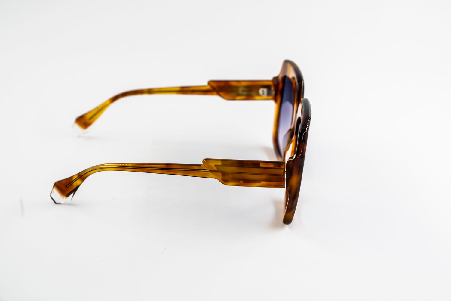 Occhiali da sole GIGI Studios GIA 6662/0 1192 cal.53 ponte 21 asta 137