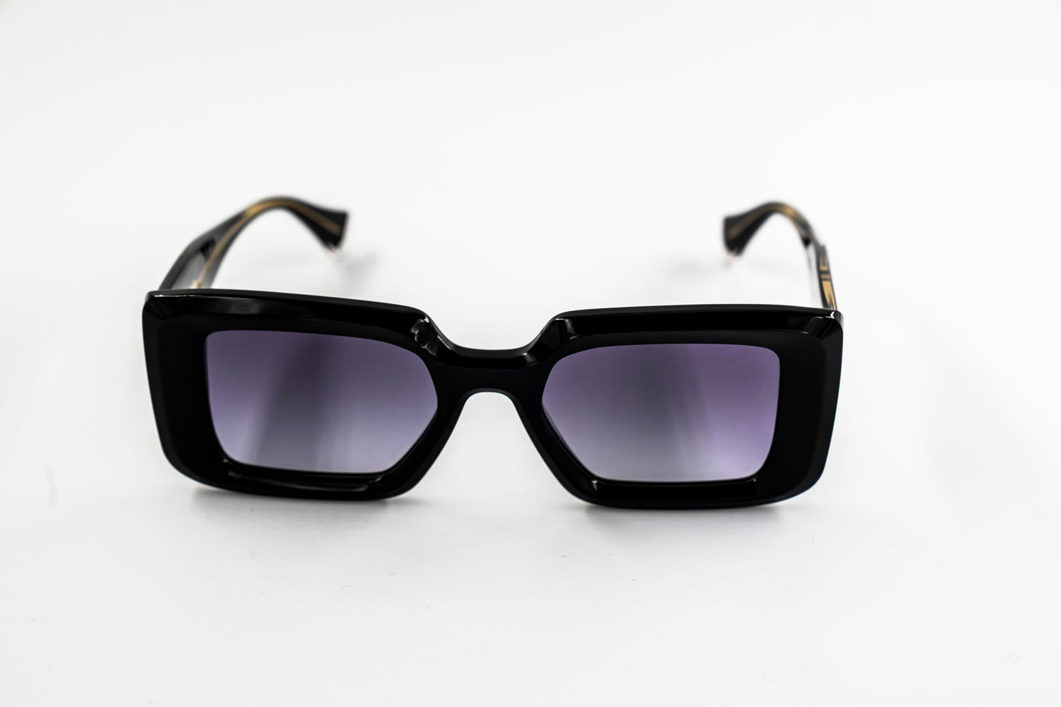 Occhiali da sole GIGI Studios ASH 6547/1 1182 cal.48 ponte 20 asta 145