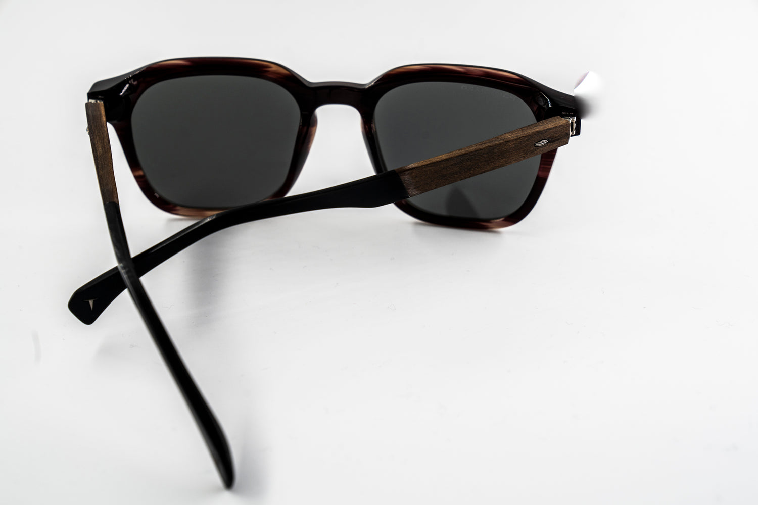 Occhiali da sole T-DESIGN T9141 807P cal. 57.5 ponte 19.5 asta 145 3P